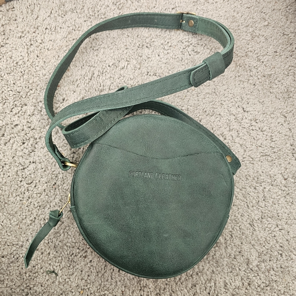 Small Circle Crossbody In Surf